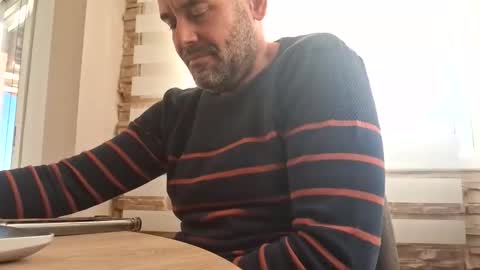 Snapshot of honeydaddyforyou chatting on November 26, 3:35 pm honeydaddyforyou online show from November 26, 3:35 pm