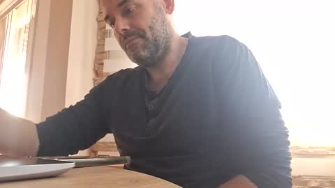 Snapshot of honeydaddyforyou chatting on November 27, 9:00 am honeydaddyforyou online show from November 27, 9:00 am