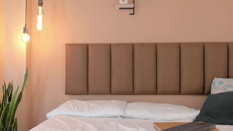 honeygray02 online show from October 17, 12:19 pm