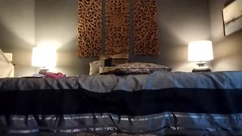 Snapshot of honeyhive_4u chatting on February 5, 2:48 pm Honey online show from February 5, 2:48 pm