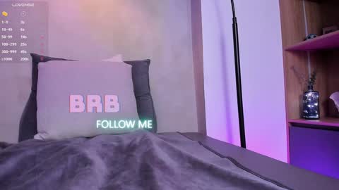 Sofia independent model online show from January 28, 11:28 am