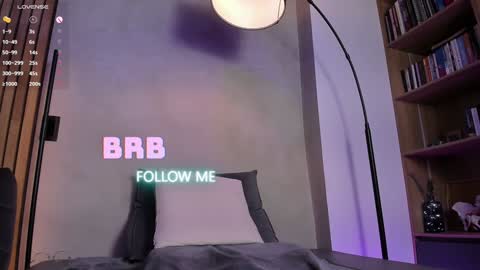 Sofia independent model online show from January 31, 2:28 pm