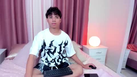 honeymoon_sariel online show from October 20, 1:00 pm