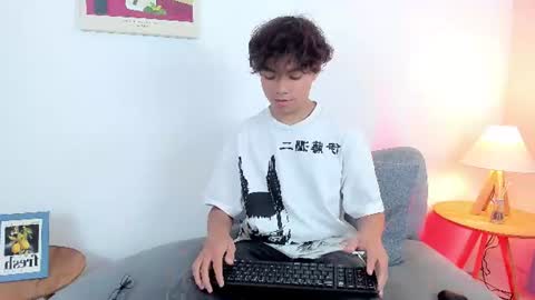 honeymoon_sariel online show from June 11, 1:53 pm