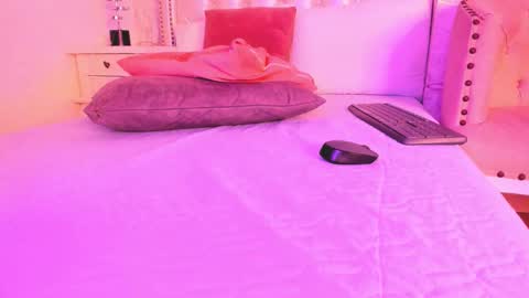 Honey online show from March 11, 3:56 am