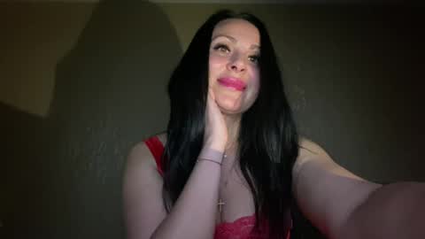 Snapshot of honeyvibe26 chatting on May 29, 8:18 pm honeyvibe26 online show from May 29, 8:18 pm
