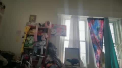 Emi Rose online show from January 11, 5:40 pm