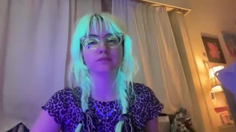 Emi Rose online show from March 5, 7:26 am