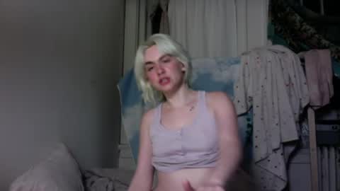 Emi Rose online show from August 5, 3:53 am