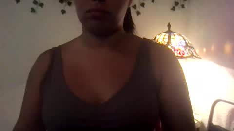 Snapshot of honeyy_89 chatting on October 6, 6:05 pm honeyyy89 online show from October 6, 6:05 pm