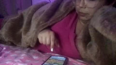 Snapshot of honeyy_89 chatting on November 15, 4:54 am honeyyy89 online show from November 15, 4:54 am