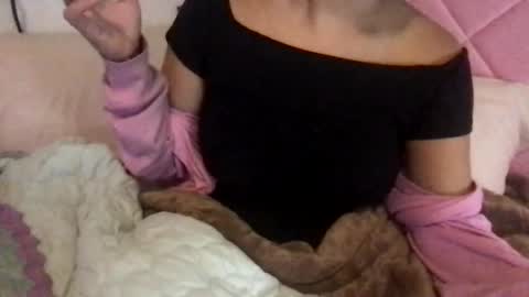 honeyyy89 online show from June 28, 3:45 am