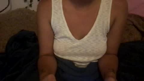 honeyyy89 online show from July 19, 4:22 pm