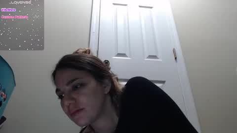 HoodHippy online show from February 9, 12:58 am