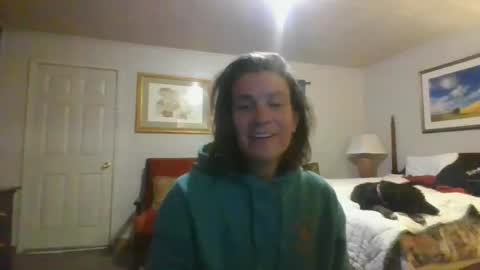 hoodoou online show from February 15, 3:36 am