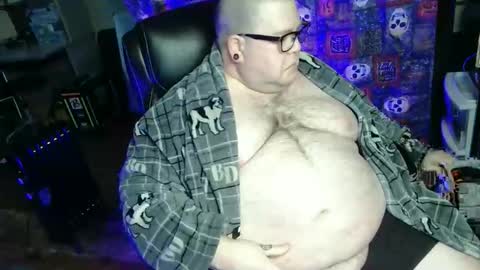 Snapshot of hoosierdaddyxl chatting on November 10, 7:57 pm Sir online show from November 10, 7:57 pm