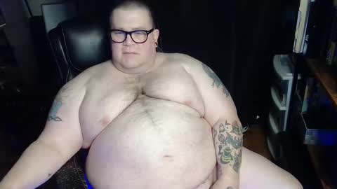 Snapshot of hoosierdaddyxl chatting on November 28, 5:54 am Sir online show from November 28, 5:54 am