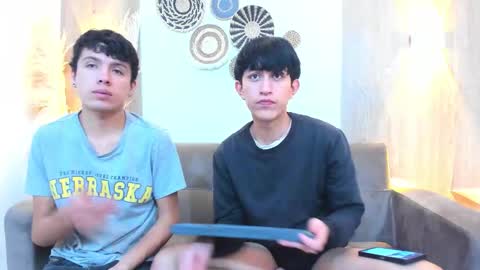 hoot_booys_ online show from November 21, 8:18 pm