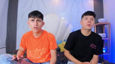 hoot_booys_ online show from April 27, 9:35 pm