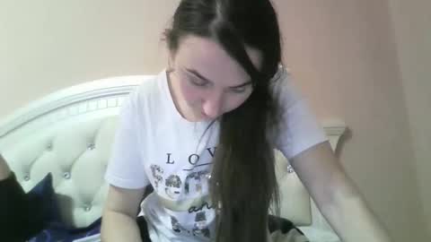 Snapshot of hootloove69 chatting on December 17, 6:36 pm hootloove69 online show from December 17, 6:36 pm