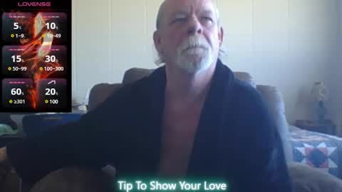 Snapshot of hormonemonster27 chatting on March 1, 7:37 pm Hormone Monster online show from March 1, 7:37 pm