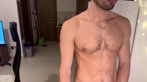 Snapshot of hornboy43 chatting on January 7, 6:54 pm Oliver Saints online show from January 7, 6:54 pm