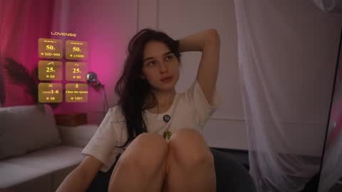 Snapshot of horneyjozy chatting on May 18, 3:29 pm Horney Jozy online show from May 18, 3:29 pm
