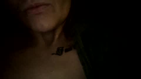 horneymomnextdoor online show from October 17, 3:42 am