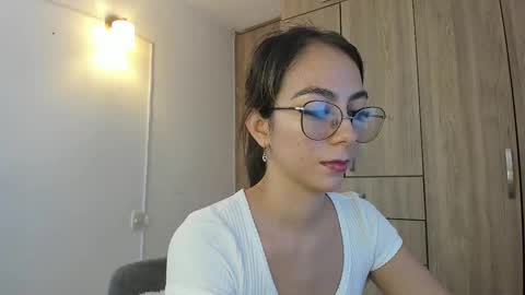 horny_adiction online show from November 22, 8:41 pm