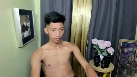 Snapshot of horny_asianmoreno chatting on February 25, 4:21 pm ROGER online show from February 25, 4:21 pm