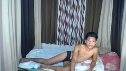 Snapshot of horny_asianmoreno chatting on October 2, 6:26 pm ROGER online show from October 2, 6:26 pm