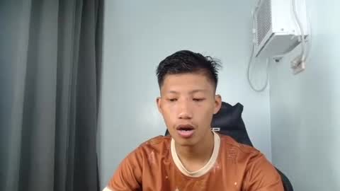 Snapshot of horny_asianmoreno chatting on October 7, 6:54 am ROGER online show from October 7, 6:54 am
