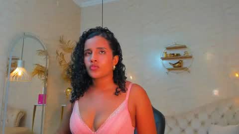 Horny Curls  online show from June 29, 3:46 am