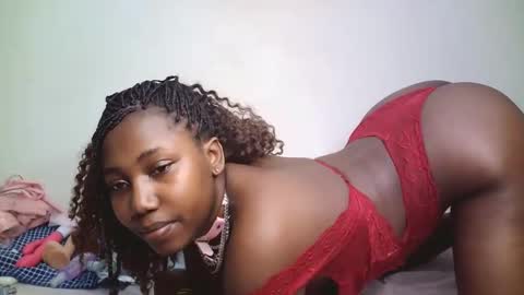 cutiey online show from April 28, 2:27 am