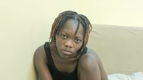 horny_ebonies online show from February 18, 1:23 am