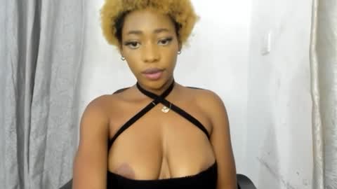 Snapshot of horny_ebonygirl chatting on September 14, 5:17 am Horny ebonygirl online show from September 14, 5:17 am