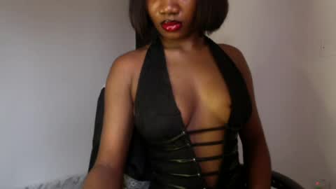Snapshot of horny_goddess_delilah chatting on June 24, 11:09 am delilah online show from June 24, 11:09 am