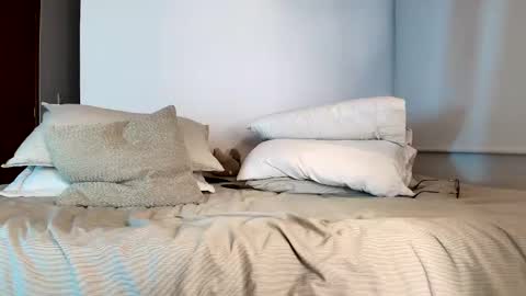 Snapshot of horny_guys_69 chatting on September 28, 1:11 am horny_guys_69 online show from September 28, 1:11 am