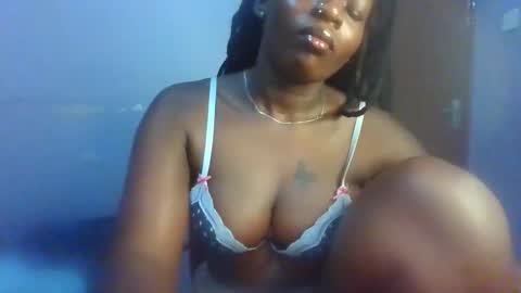 phanice online show from November 29, 5:43 am