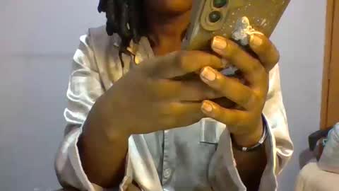 phanice online show from May 17, 1:29 pm