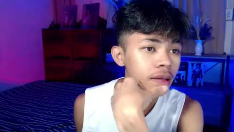 horny_joshxxx online show from June 25, 4:22 pm