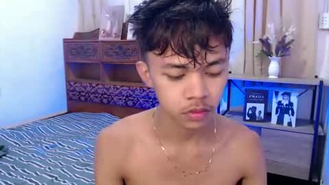 horny_joshxxx online show from July 23, 2:42 am