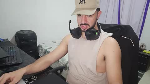 Snapshot of horny_lukas22 chatting on October 15, 3:23 pm Lukas online show from October 15, 3:23 pm