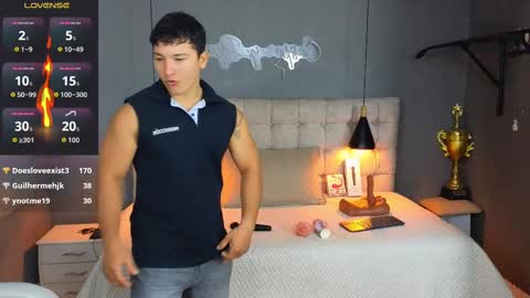 horny_nick18 online show from October 2, 12:23 pm