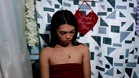 Rhiana online show from February 17, 8:33 am