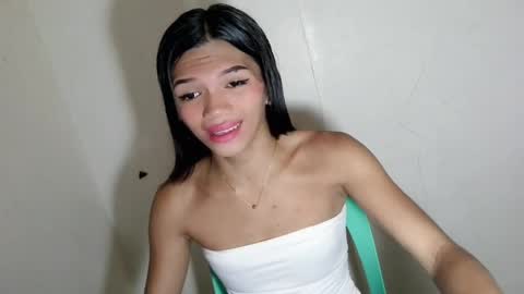 Rhiana online show from June 7, 3:21 am