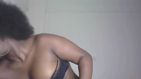 Lucy online show from April 5, 2:47 pm