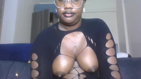 Snapshot of horny_sexxy_babe chatting on May 19, 2:56 pm Lucy online show from May 19, 2:56 pm