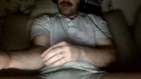 Snapshot of horny_thick_cock chatting on August 5, 4:04 am horny_thick_cock online show from August 5, 4:04 am