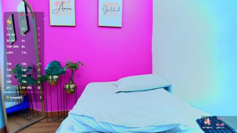 Khloe  online show from January 27, 12:58 pm